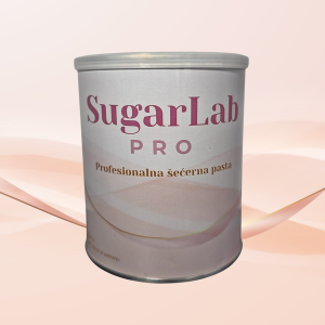 šećerna pasta u posudi